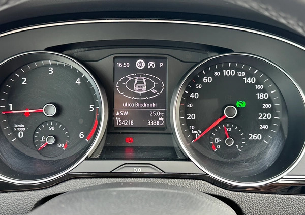 Volkswagen Passat cena 86800 przebieg: 154218, rok produkcji 2020 z Reda małe 211